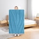 thumbnail image 5 of Manta de franela de microfibra suave 70x100cm - manta de forro polar súper suave y cálida para sofá, cama, sofá - todo tiempo, transpirable, ligera, fácil de cuidar, 5 of 7