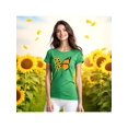 thumbnail image 1 of Blusa con Estampado de Mariposa y Girasoles – Diseño Único y Significativo Color Verde Talla Chica Marca Emil SaEs, 1 of 4
