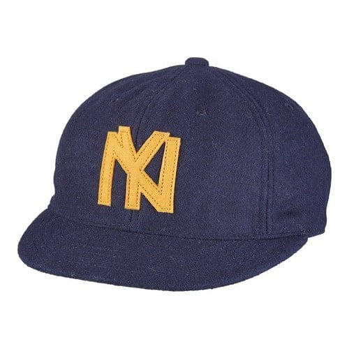 baseball cap with crown
