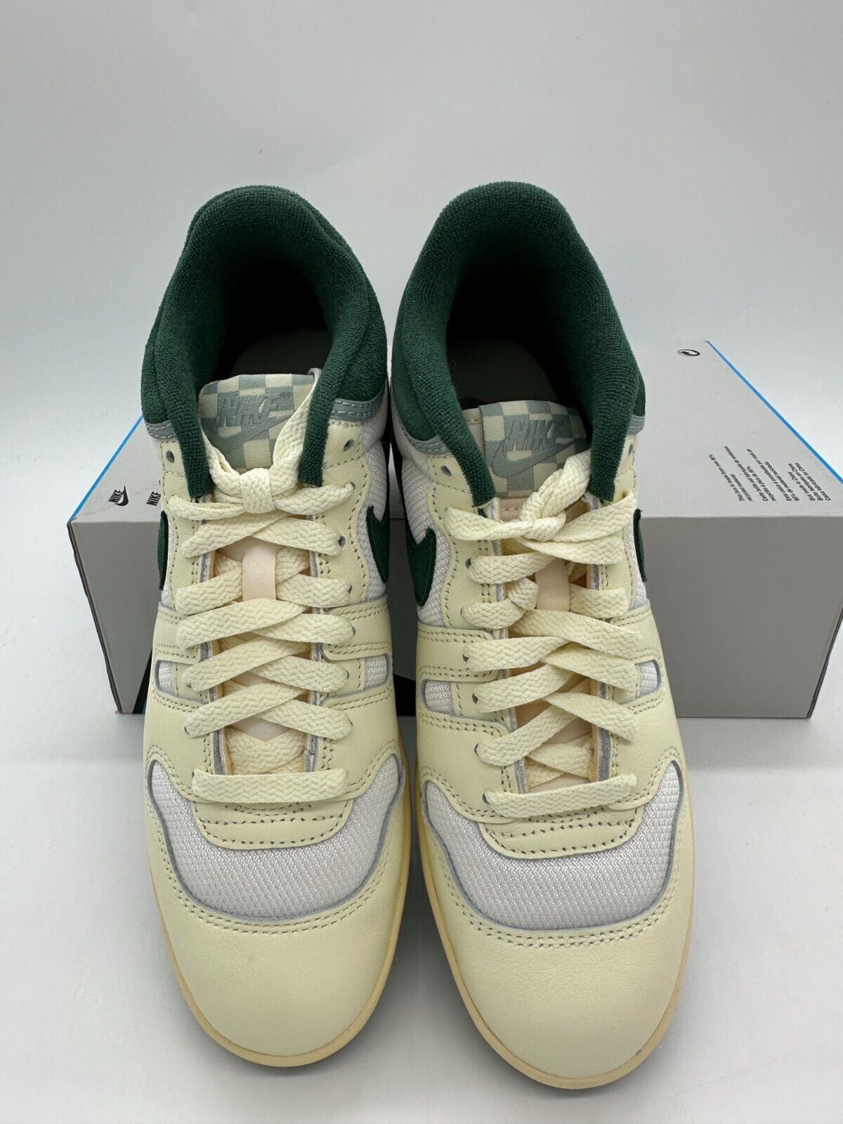 Nike Attack Men's Size 6.5 Women's Size 8 Cream Athletic Shoes FZ2097 100
