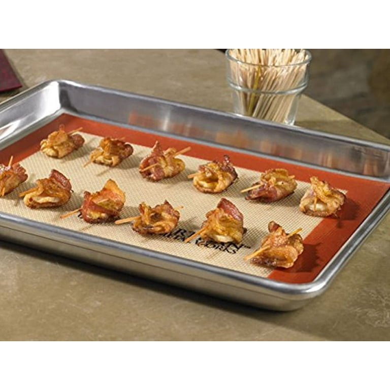 Met Lux Aluminum Half Size Baking Sheet - Heavy Duty - 18 inch x 13 inch - 1 Count Box, Silver