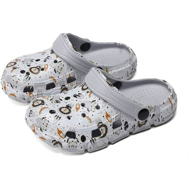 Boys garden 2024 clogs