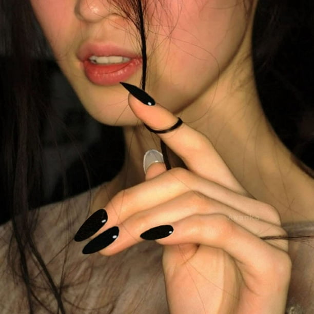 Black Press on Nails Almond Shape Fake Nails Medium Length False Nails  Glossy Natural Nails Full Cover Artificial Nails for Women and Girls  (24Pcs) 