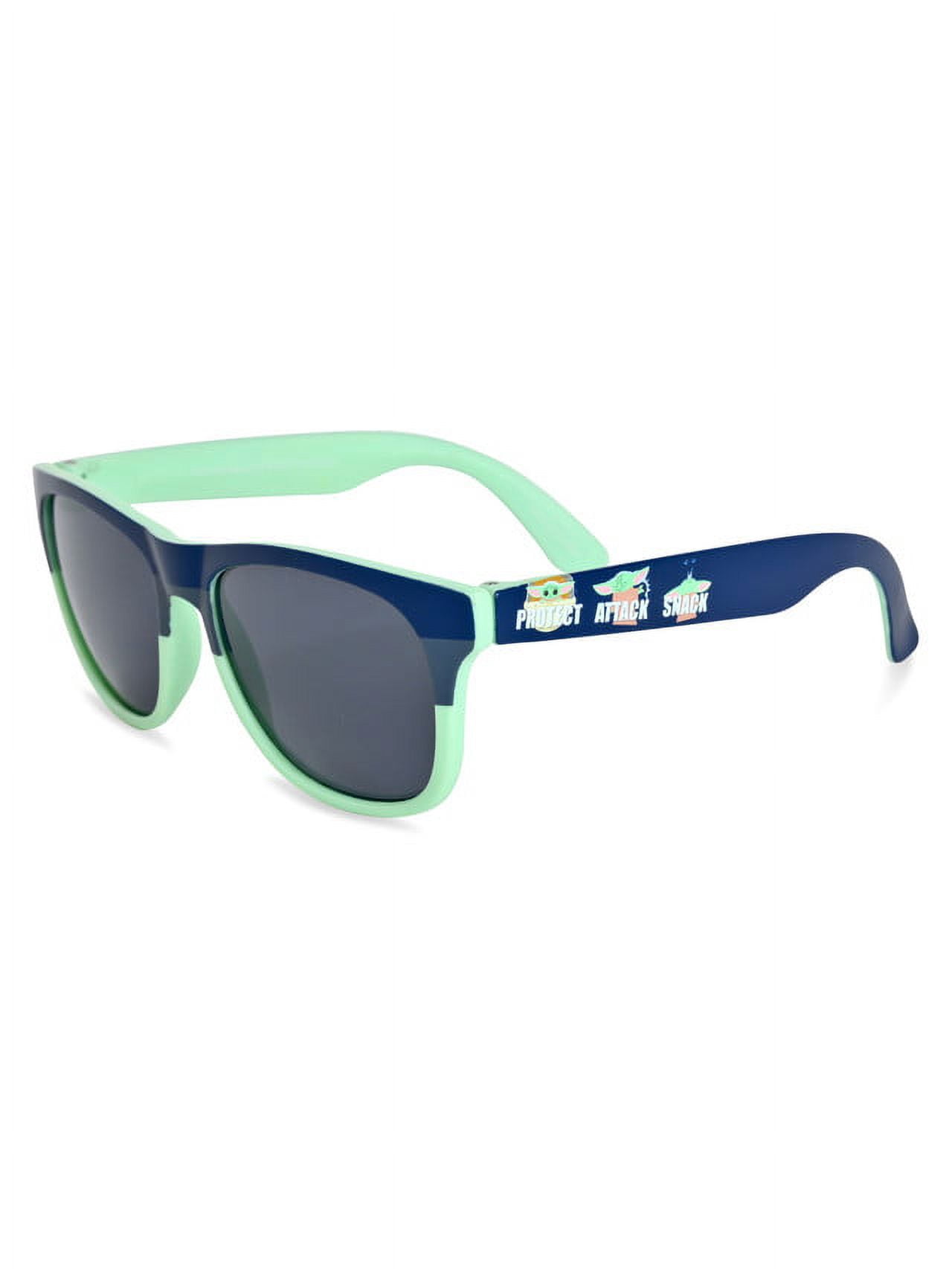 The Mandalorian Boy's Sunglasses and Tri-Fold Wallet Set