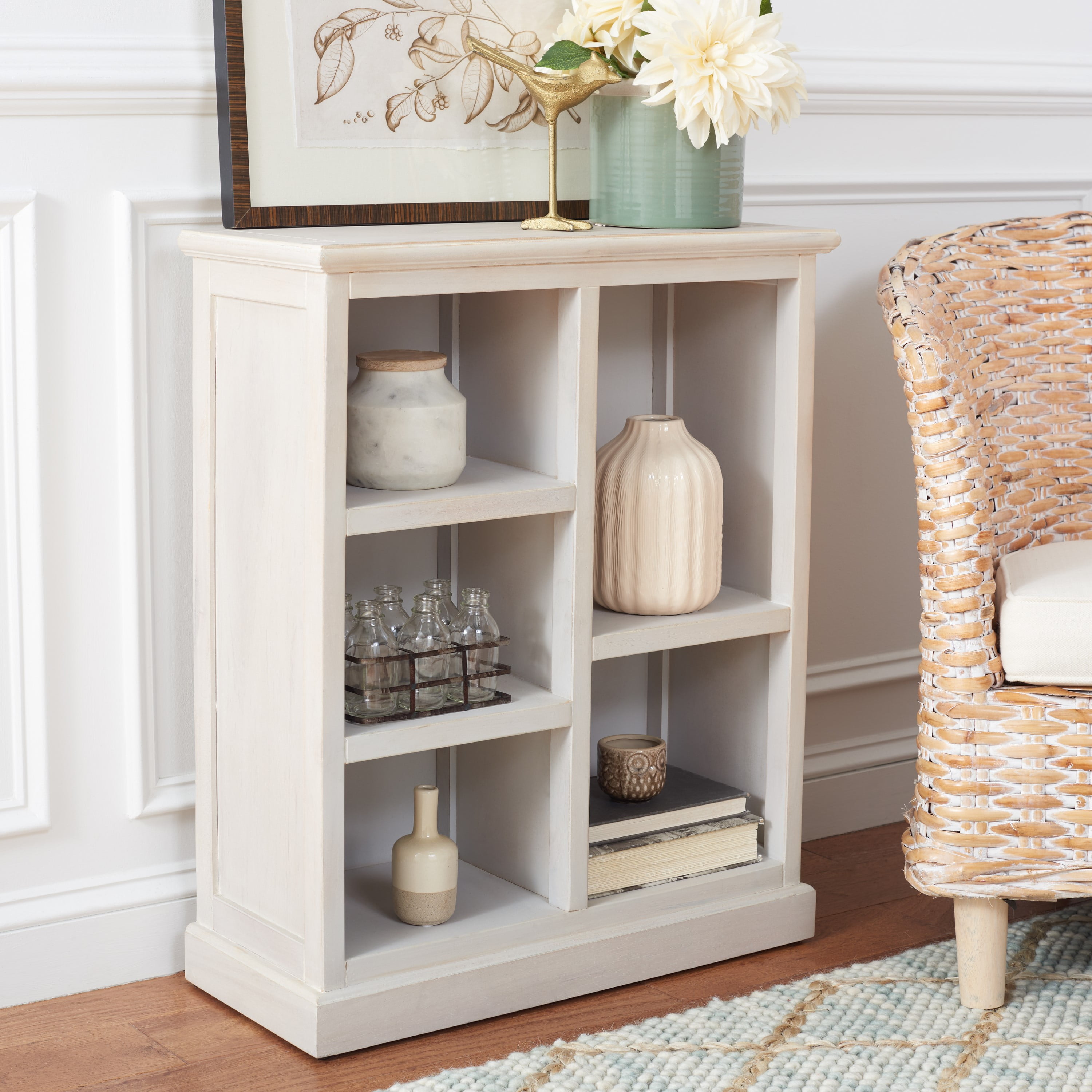 SAFAVIEH Maralah Country Transitional Bookcase with 5 Shelves, White Wash (25 in. W x 10.6 in. D x 30.1 in. H)