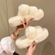 thumbnail image 1 of Zapatillas mullidas de invierno para mujer, pantuflas de piel para casa nueva, plataforma plana, zapatos de interior peludos y acogedores, chanclas coreanas, 2024, 1 of 5