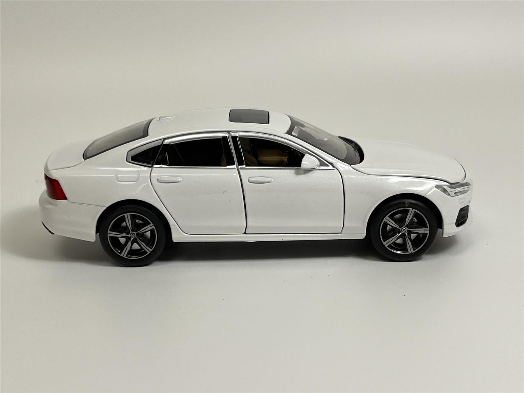 ディーラー特注　volvo s90 1/43 モデルカー 1/64 Scale Volvo S90 Diecast Car Model Collection Toy Gift