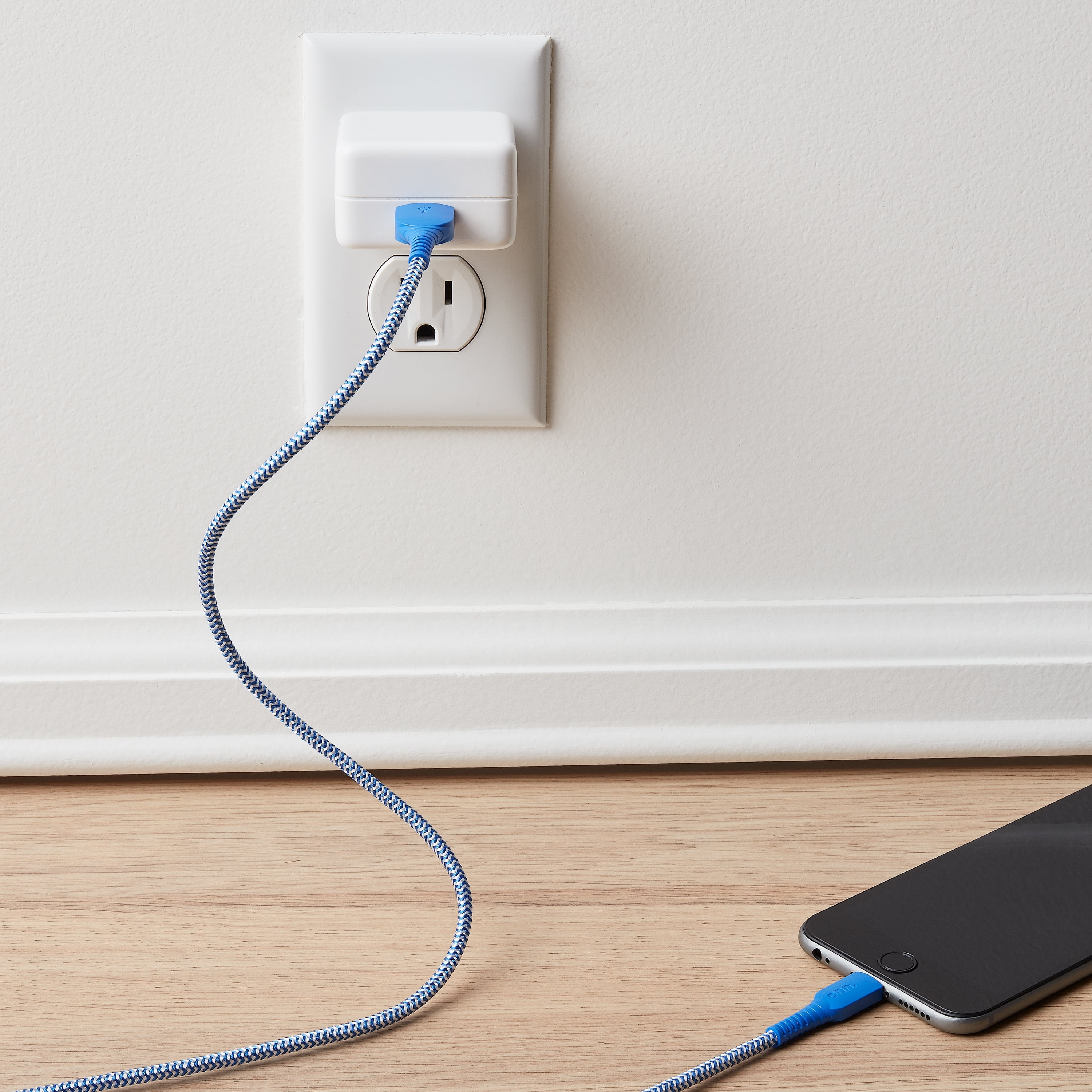 onn. 6' Braided Lightning to USB Cable, Blue