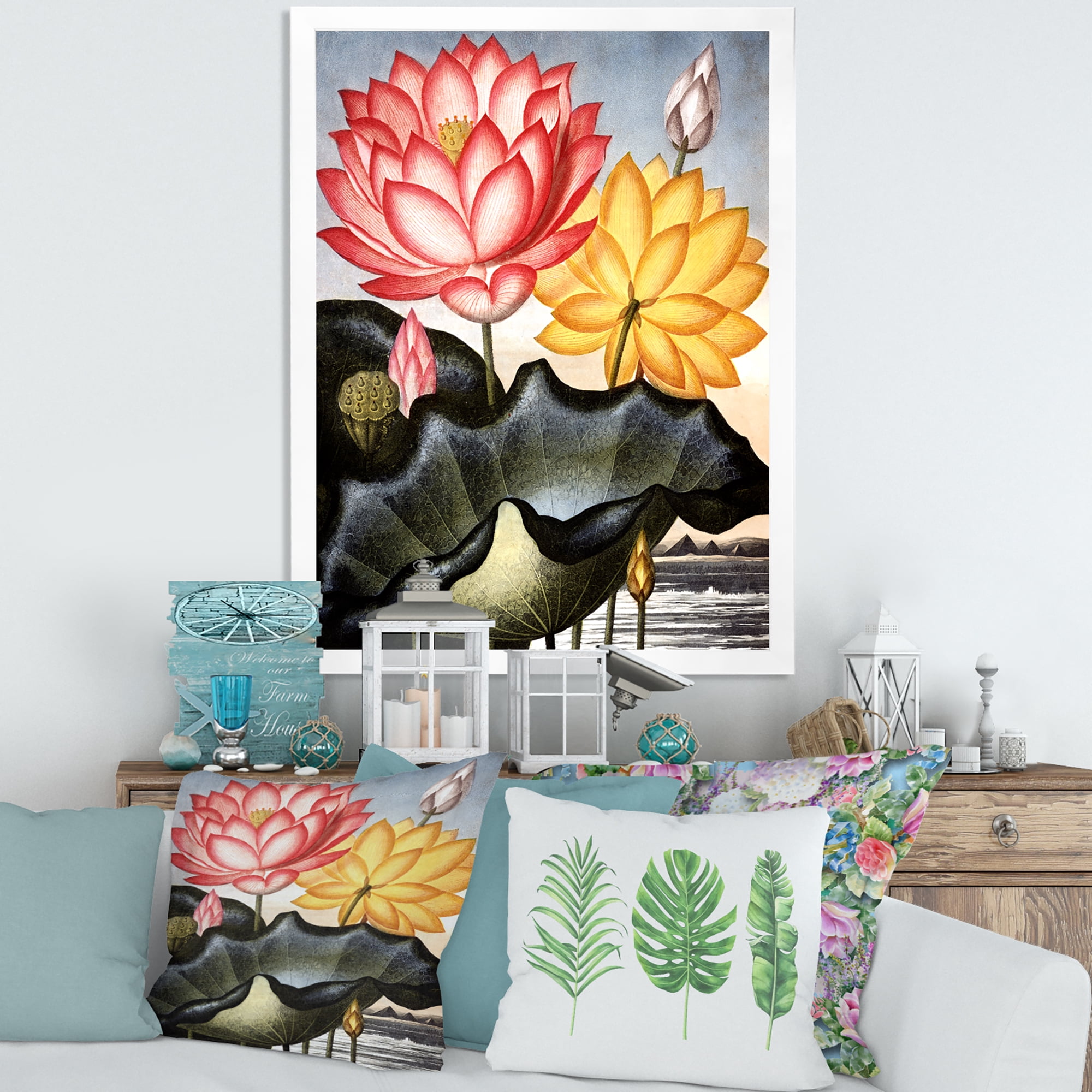 Designart 'Ancient Flowers II' Traditional Framed Art Print