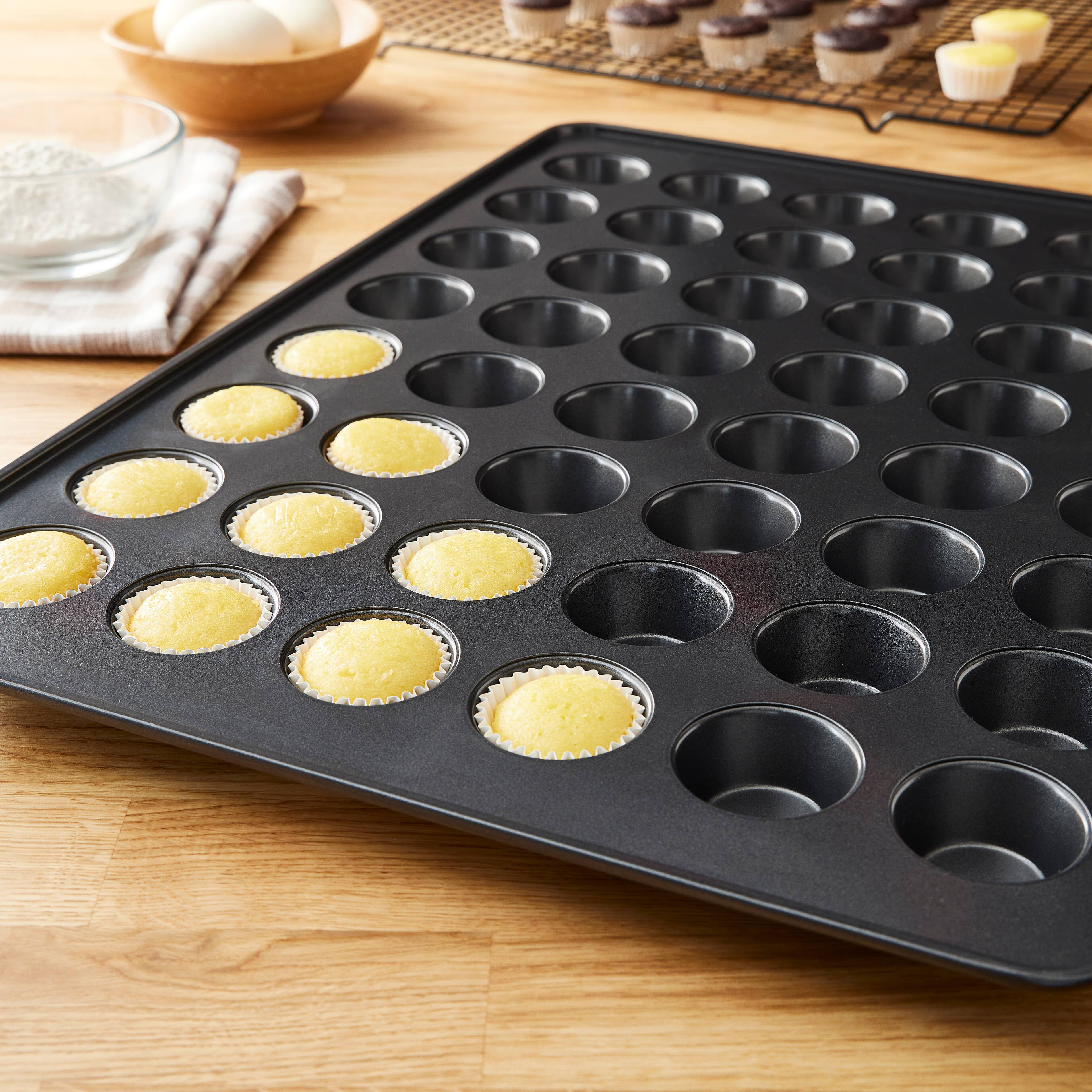 Wilton 191002980 Perfect Results 6 Cup 3.2 oz. Non-Stick Steel Muffin /  Cupcake Pan - 7 5/16 x 11 15/16