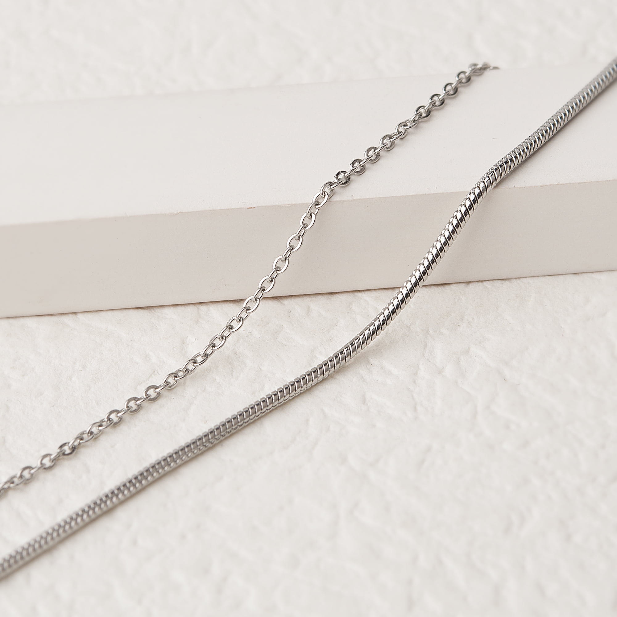 Anavia Mini Clear Glass Urn Necklace, Stainless Steel Urn Memorial Jewelry,Glass Urn Necklace, Urn Necklace for Human and Pets Ashes - [Snake Chain]