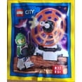 thumbnail image 1 of LEGO City Exploration Spatiale : Astronaute avec Satellite - 6 Ans et Plus, 1 of 5