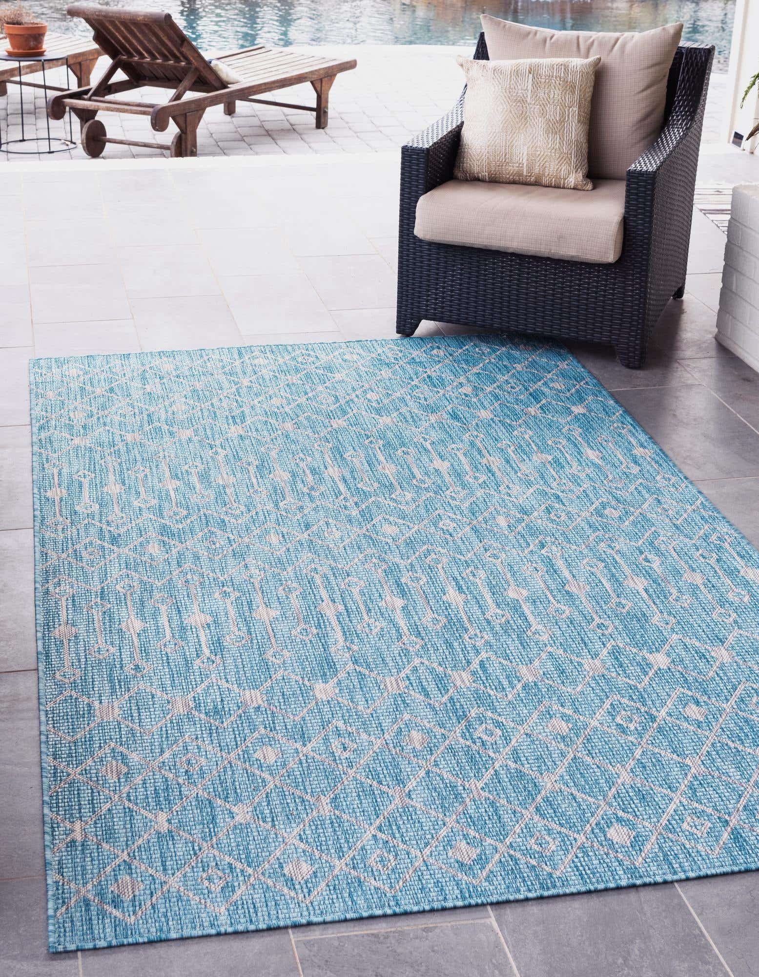 Unique Loom 9' x 12' Blue Outdoor Rug