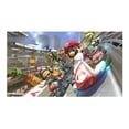 thumbnail image 2 of Mario Kart 8 Deluxe Nintendo Switch Físico, 2 of 4