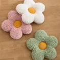 thumbnail image 2 of Bouclair coussin décoratif à fleurs blanches, 2 of 5