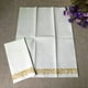 thumbnail image 4 of Paquete de 50 servilletas de papel navideñas para cócteles, fiestas, bodas y despedidas de soltera, blancas (40 x 30 cm), 4 of 5