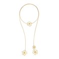 thumbnail image 1 of Collar de cadena larga con flores Yashi para mujer estilo hip hop dorado, 1 of 4