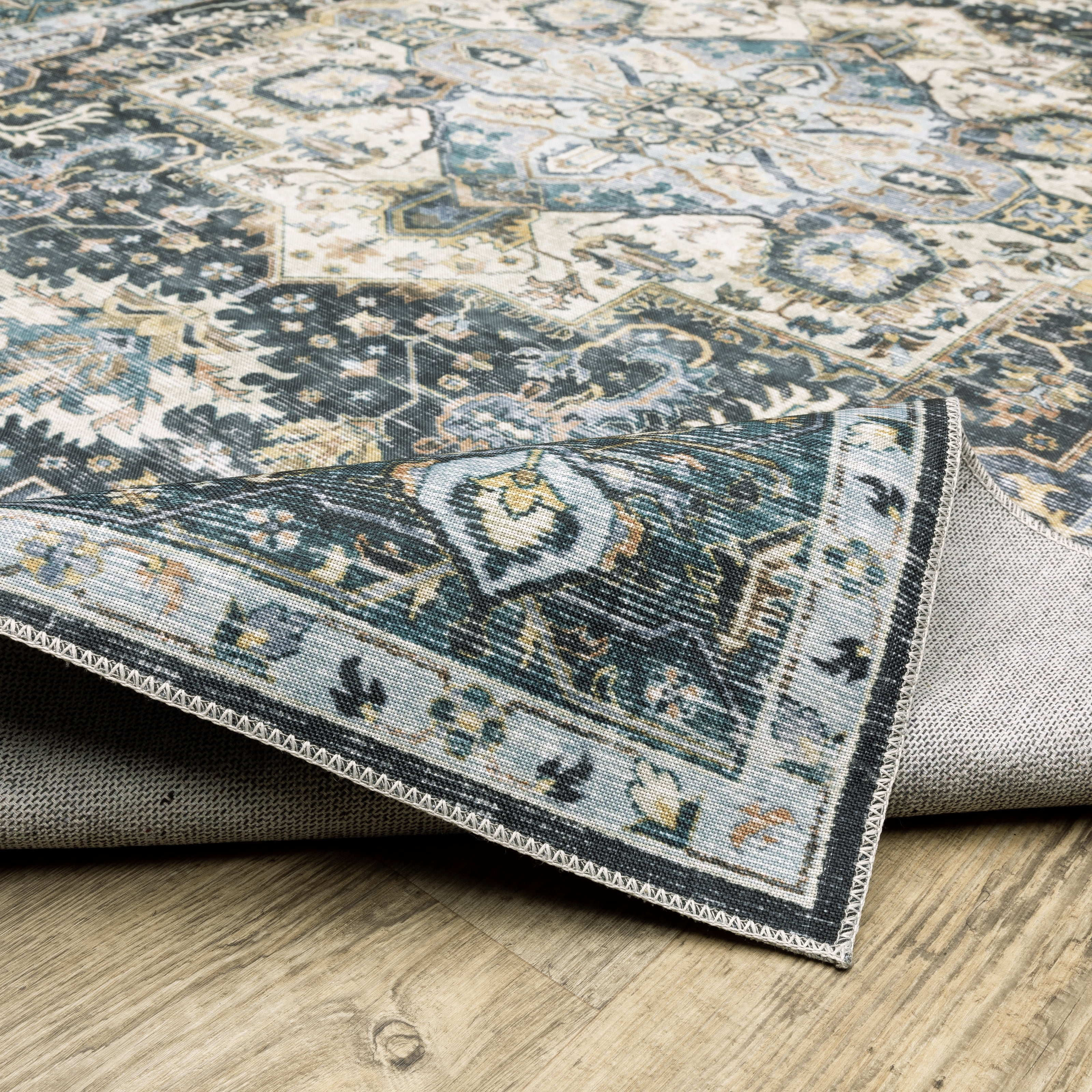 Avalon Home Celeste Washable Center Medallion Blue/ Ivory Indoor Area Rug