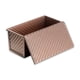 thumbnail image 1 of Molde para pan Toystoory Acero al carbono 230g Dorado con tapa, 1 of 6
