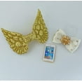 thumbnail image 3 of Pet Shop Accessories LPS Lot Bow Angel Fairy Wings - Includes Bow, Fairy Wings & Sparkly Phone, CAT not included for modeling size reference., 3 of 3