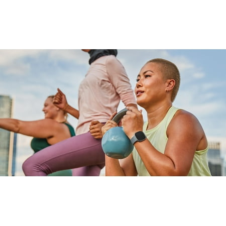 Fitbit - Versa 4 Fitness Smartwatch - Platinum