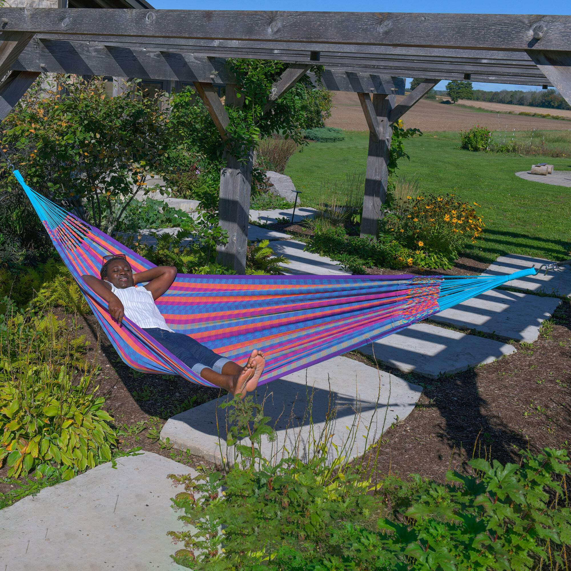 Vivere Latin Freestanding Hammock, Bella Vida