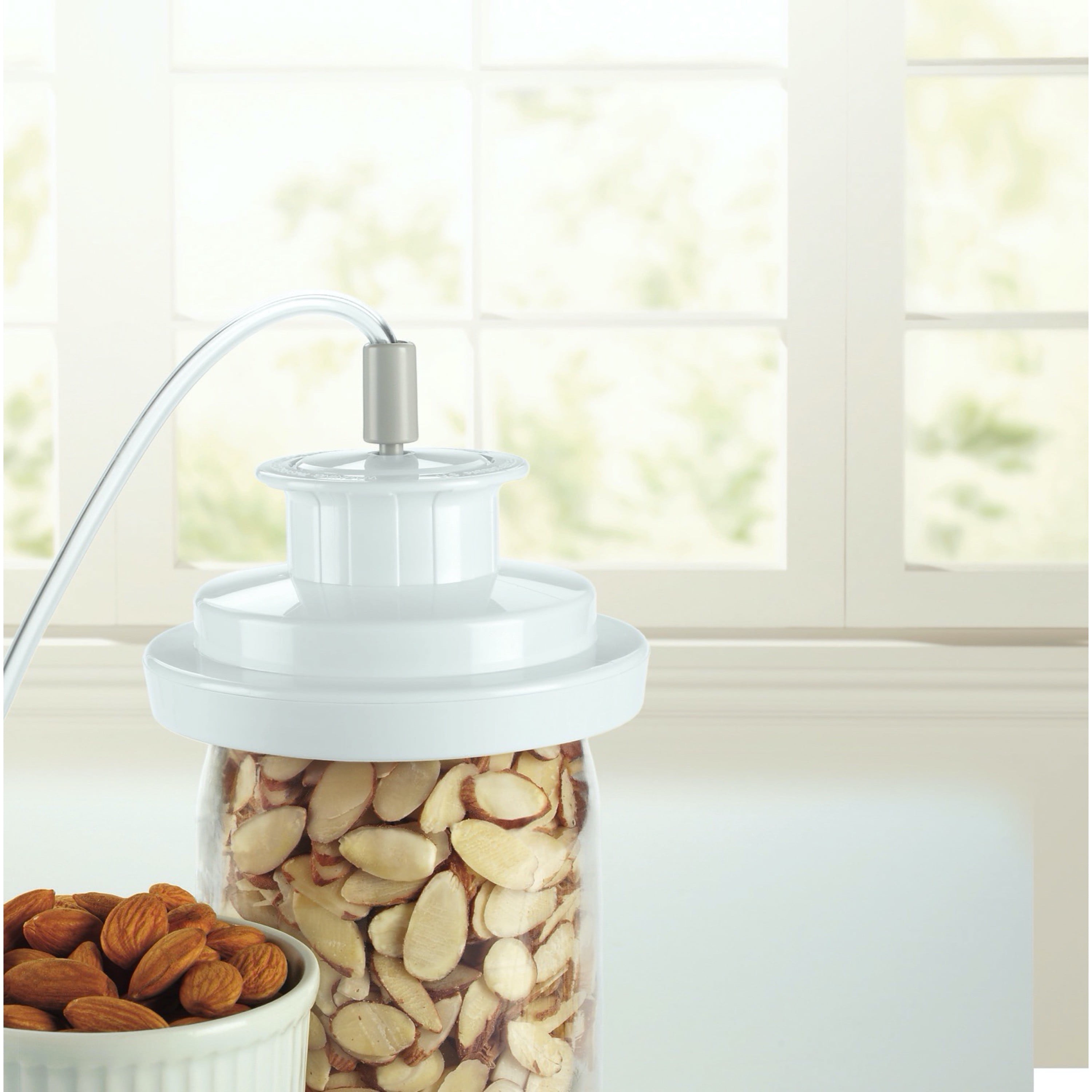 FoodSaver T02-0052-01 Round Canister Food Storage Set 