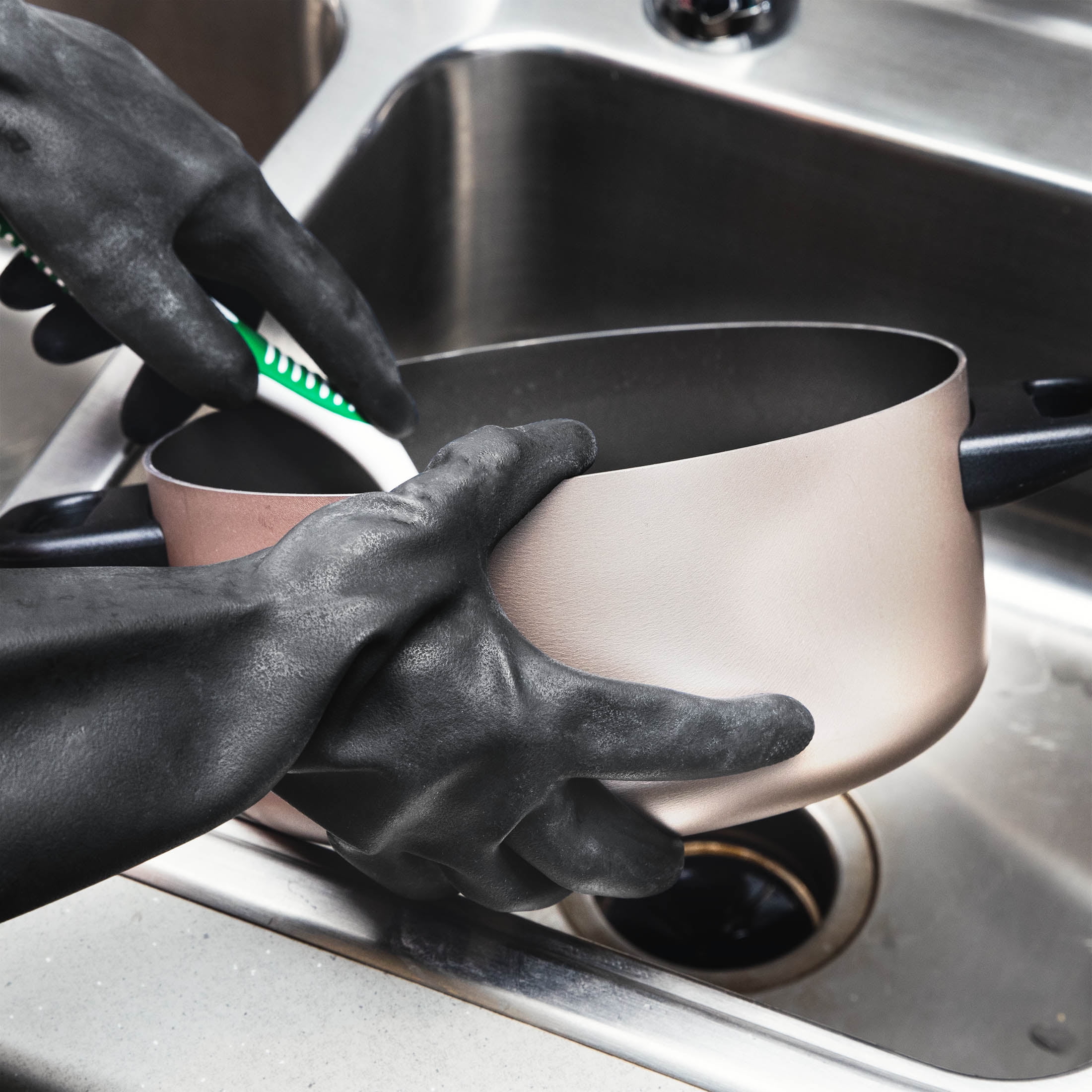 Libman Black Industrial Grade Rubber Blended Reusable Gloves