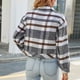 thumbnail image 5 of Chaqueta de camisa a cuadros gris, manga larga, hombros caídos, cuello vuelto y cierre de un solo botón - Talla S, 5 of 7