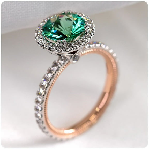 Fashion Luxury Solitaire Green Zircon Women Wedding Anniversary Ring Elegant Lady Evening Party Ring Jewelry