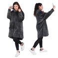 thumbnail image 1 of Sudadera Cobija Gigante Lo Necesito con Capucha Unitalla, 1 of 11