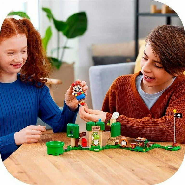 Lego Super Mario Yoshi's Gift House Luigi Starter Expansion