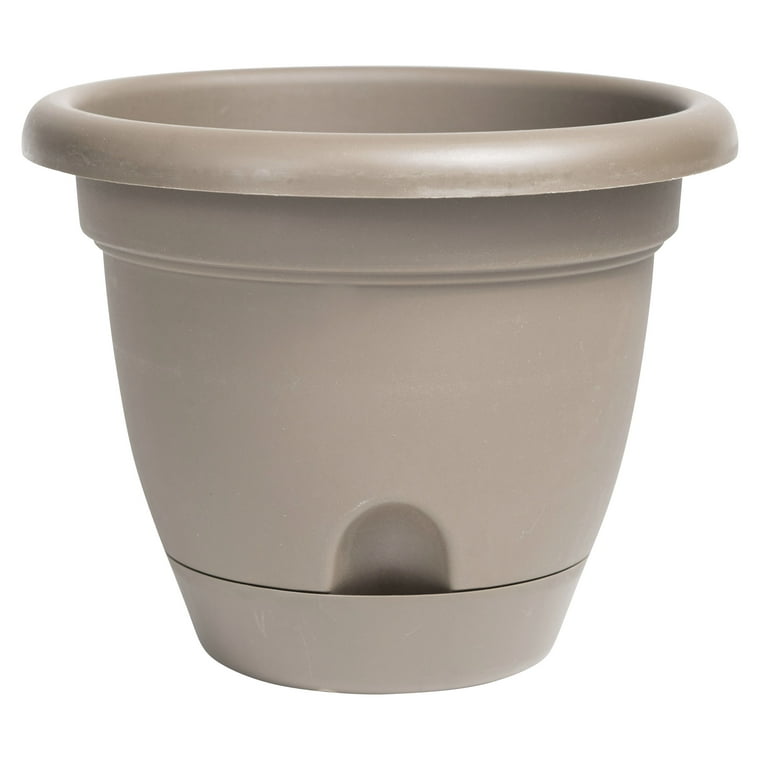 Bloem Lucca 10.75 in. H X 13.25 in. W Plastic Planter Black