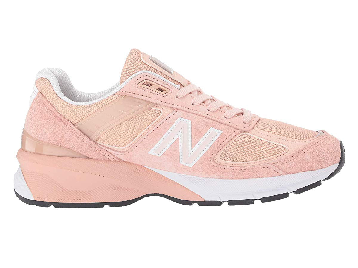 light pink new balance shoes