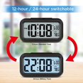 thumbnail image 4 of Reloj despertador digital, reloj digital LED con pantalla de temperatura, espejo despertador portátil con 2 alarmas, funciona con pilas, control de luz, reloj, 4 of 5