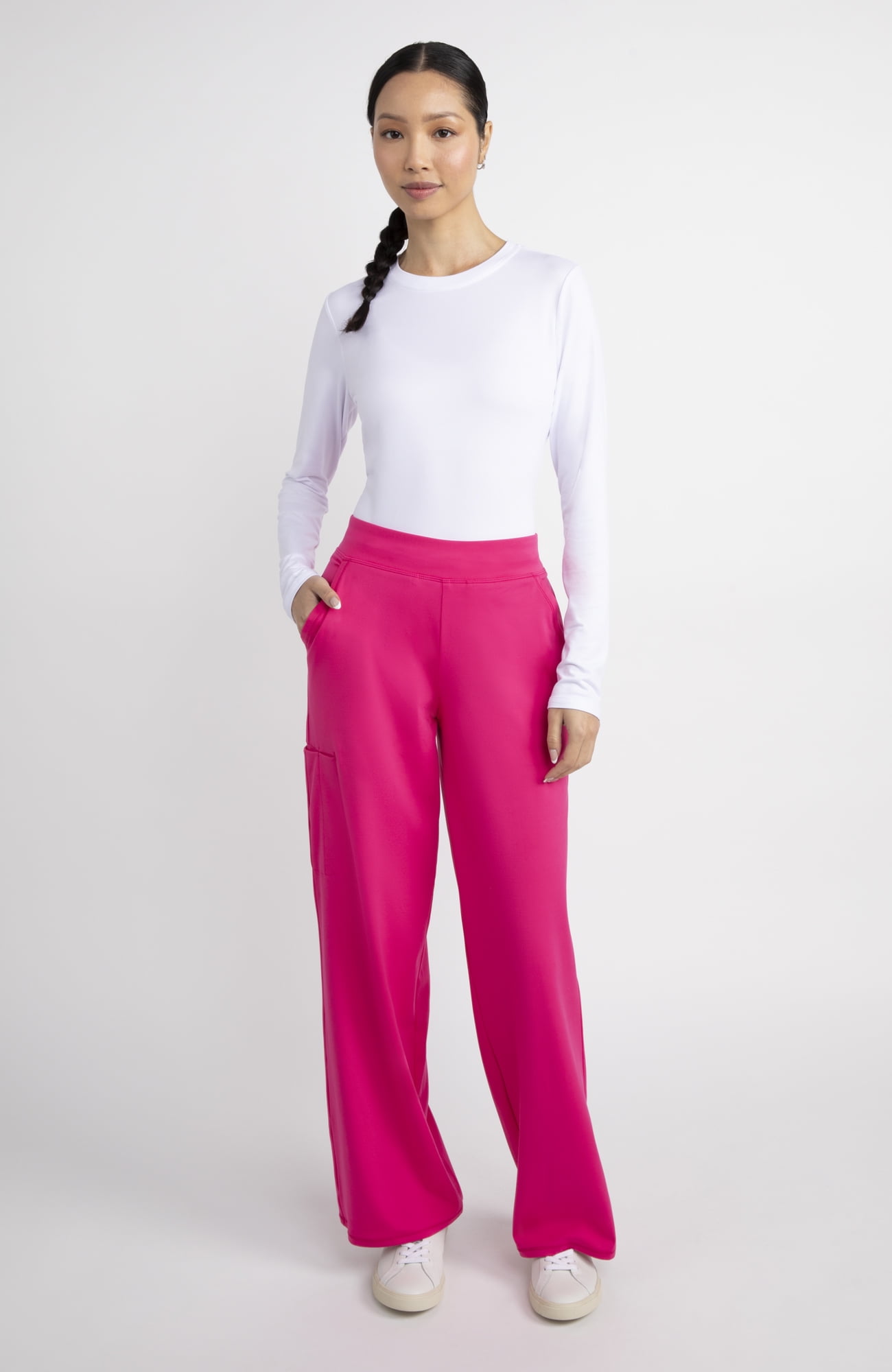Gildan Wide Leg Pull-On Cargo Scrub Pant, 2-Way Stretch, Sizes XS-2XL