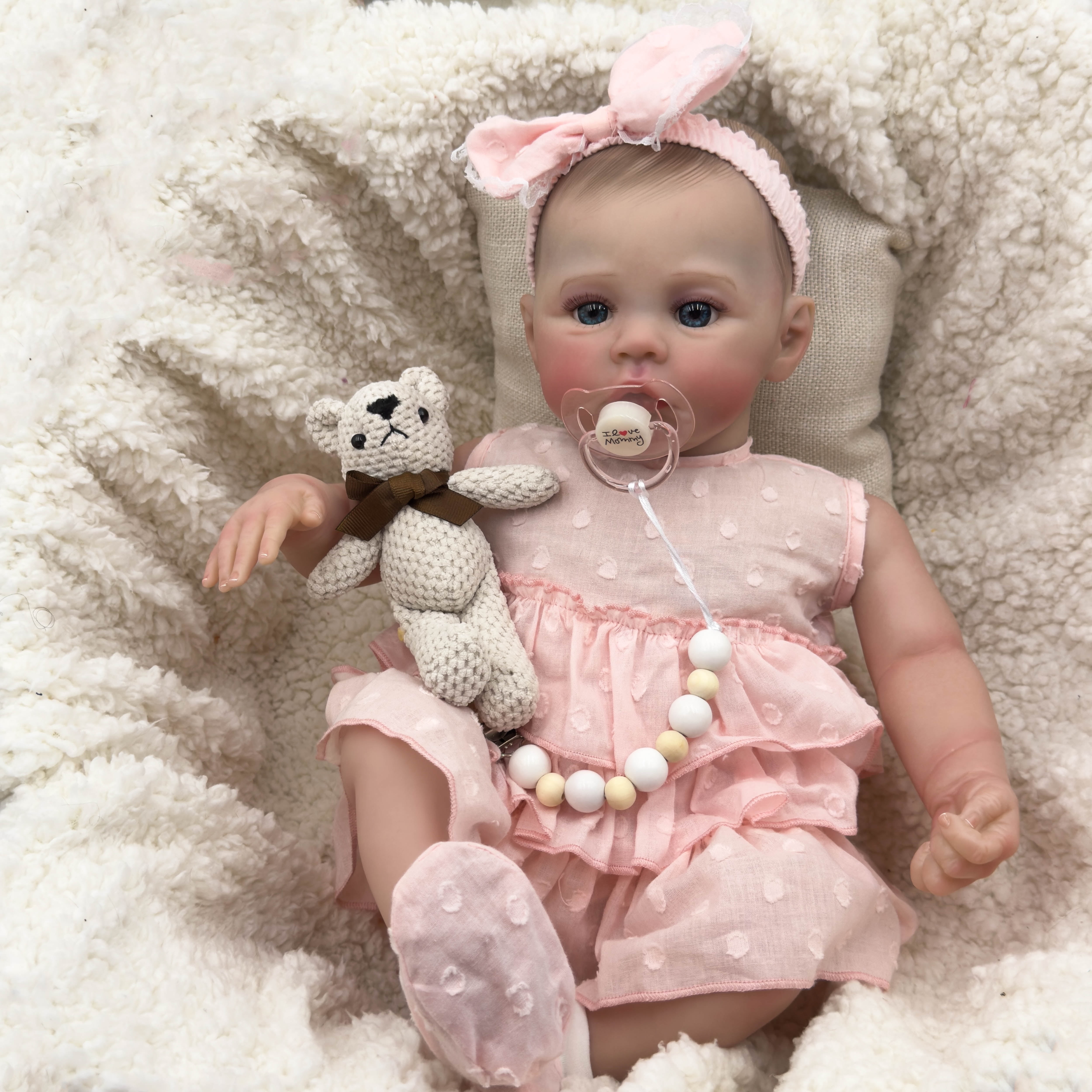 Lifelike Reborn Baby Dolls 19 inch Soft Cloth Body Sweet Sleeping Real Life Baby Real Newborn Doll with Clothes and Feeding Toy for Kids Age 3+
