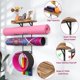 thumbnail image 5 of Soporte para esterilla de yoga para montaje en pared, almacenamiento de esterilla de yoga, accesorios de gimnasio para el hogar con estantes flotantes de madera y 4 ganchos para colgar rodillos de, 5 of 8