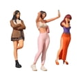 thumbnail image 3 of 3 figuras de chicas a escala 1/64, modelos de figuras de moda para decoración de micro paisajes. Estilo B, 3 of 9