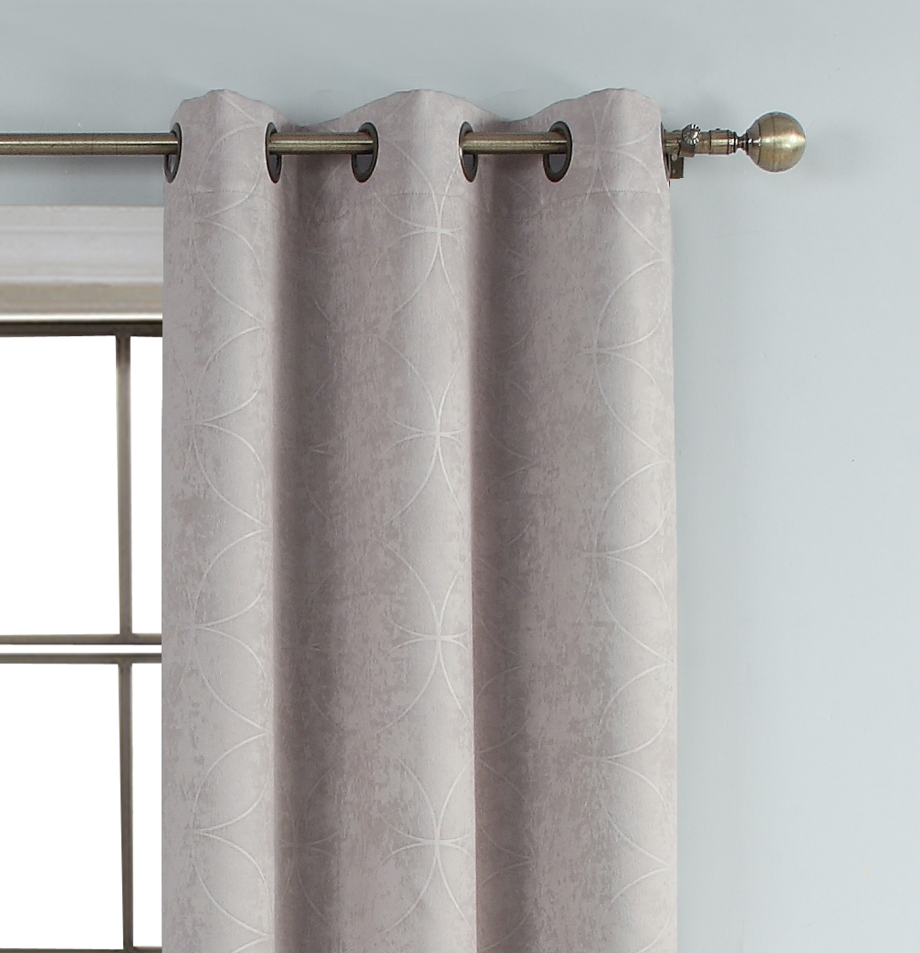 Windsor Panel Geo 40"X84" Stone (Blackout)