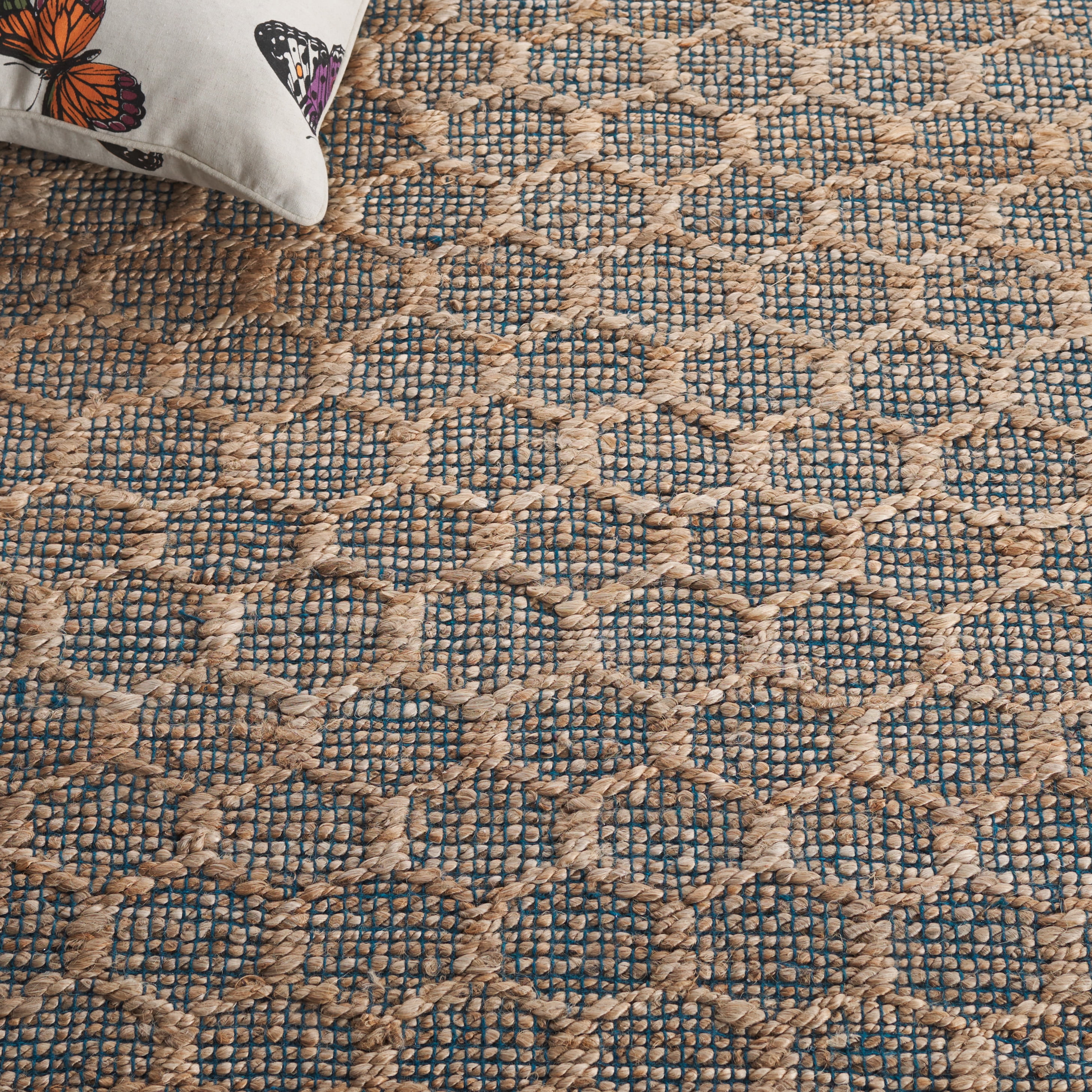 SAFAVIEH Cape Cod Fallon Geometric Area Rug, Navy/Natural, 4' x 6'