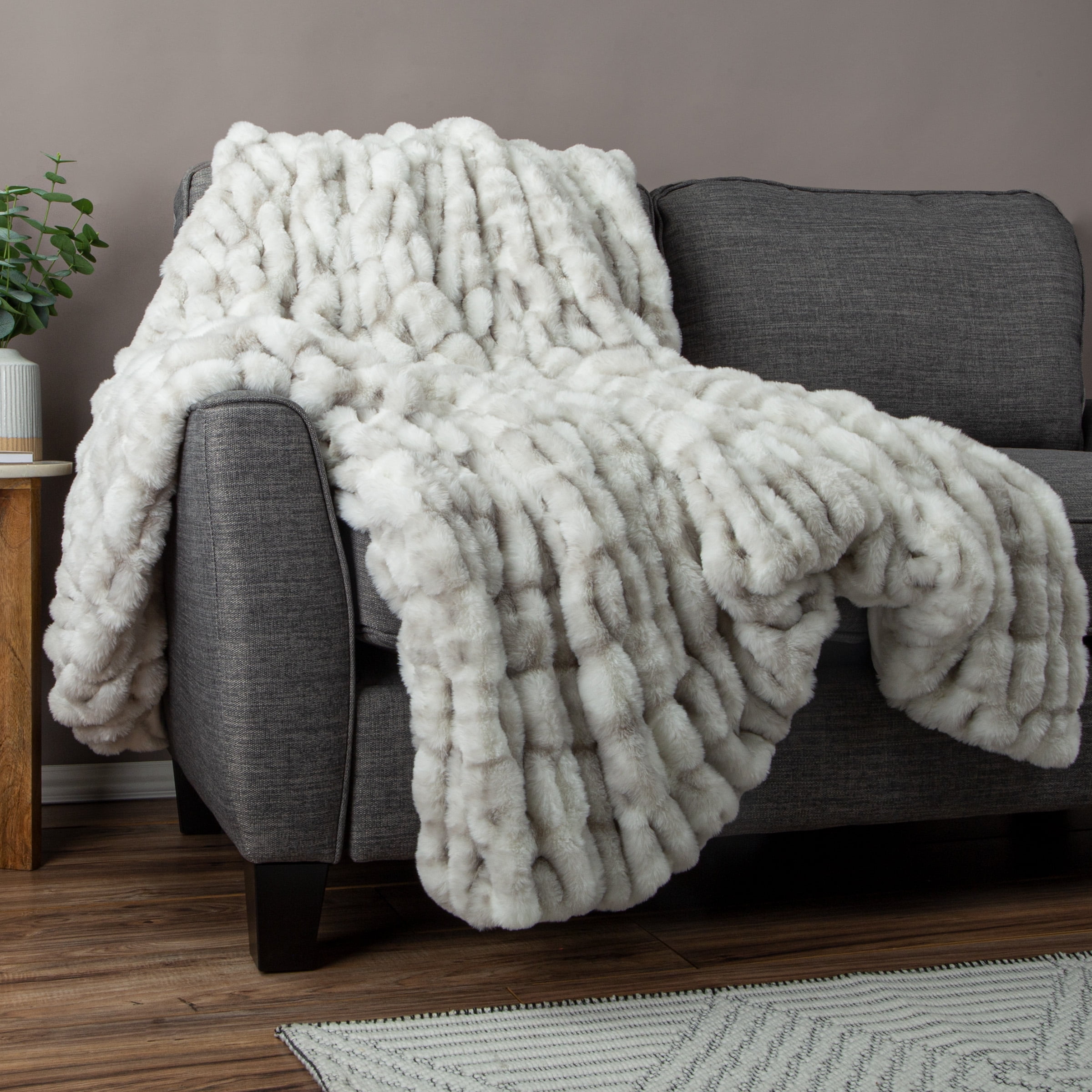 Lavish Home 60x80 Ruched Jacquard Faux Fur Blanket for Sofas and Beds, Gray