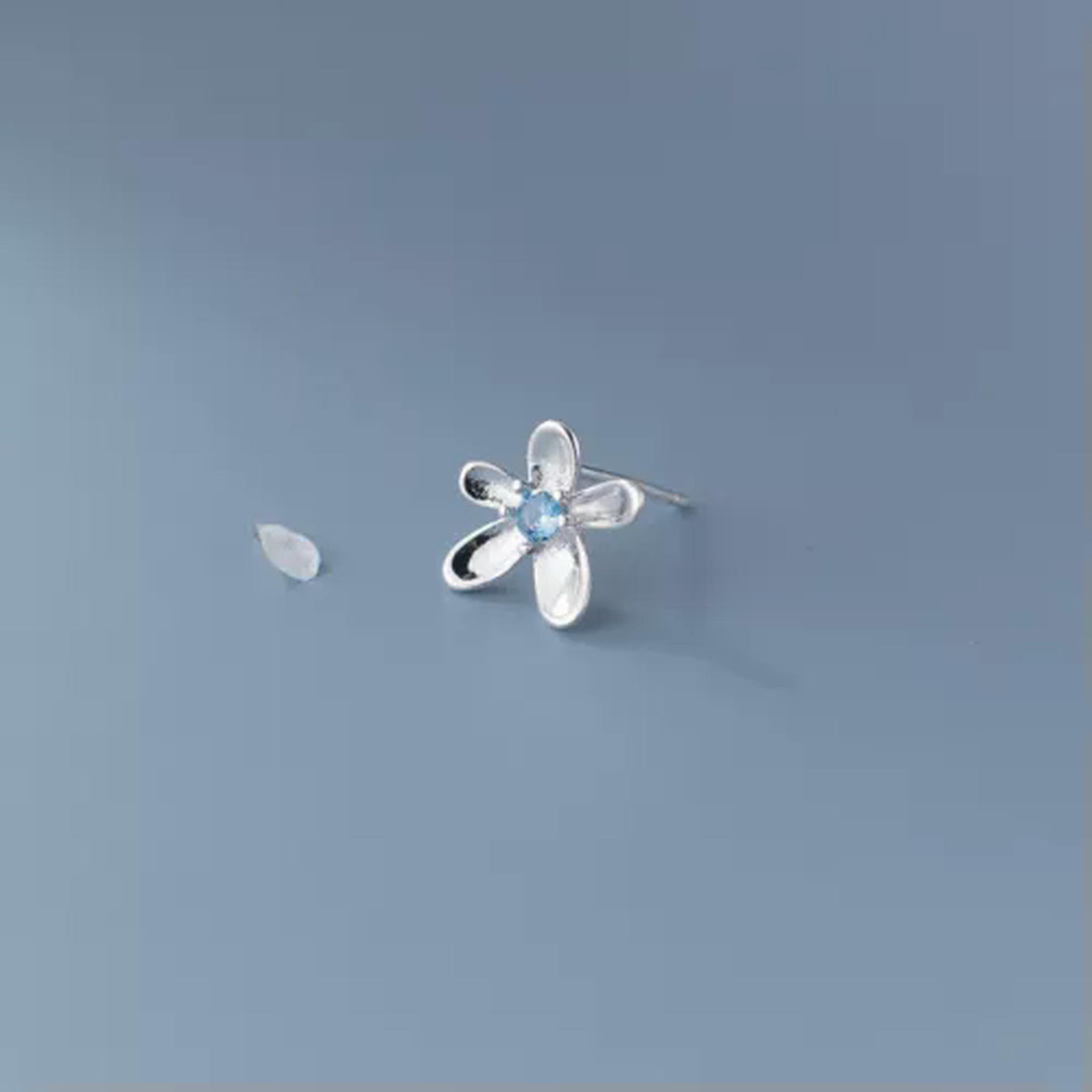 EOEMY 925 Sterling Silver Clear/Blue Flower Stud Earrings Xflowers Studs Garden-Blue
