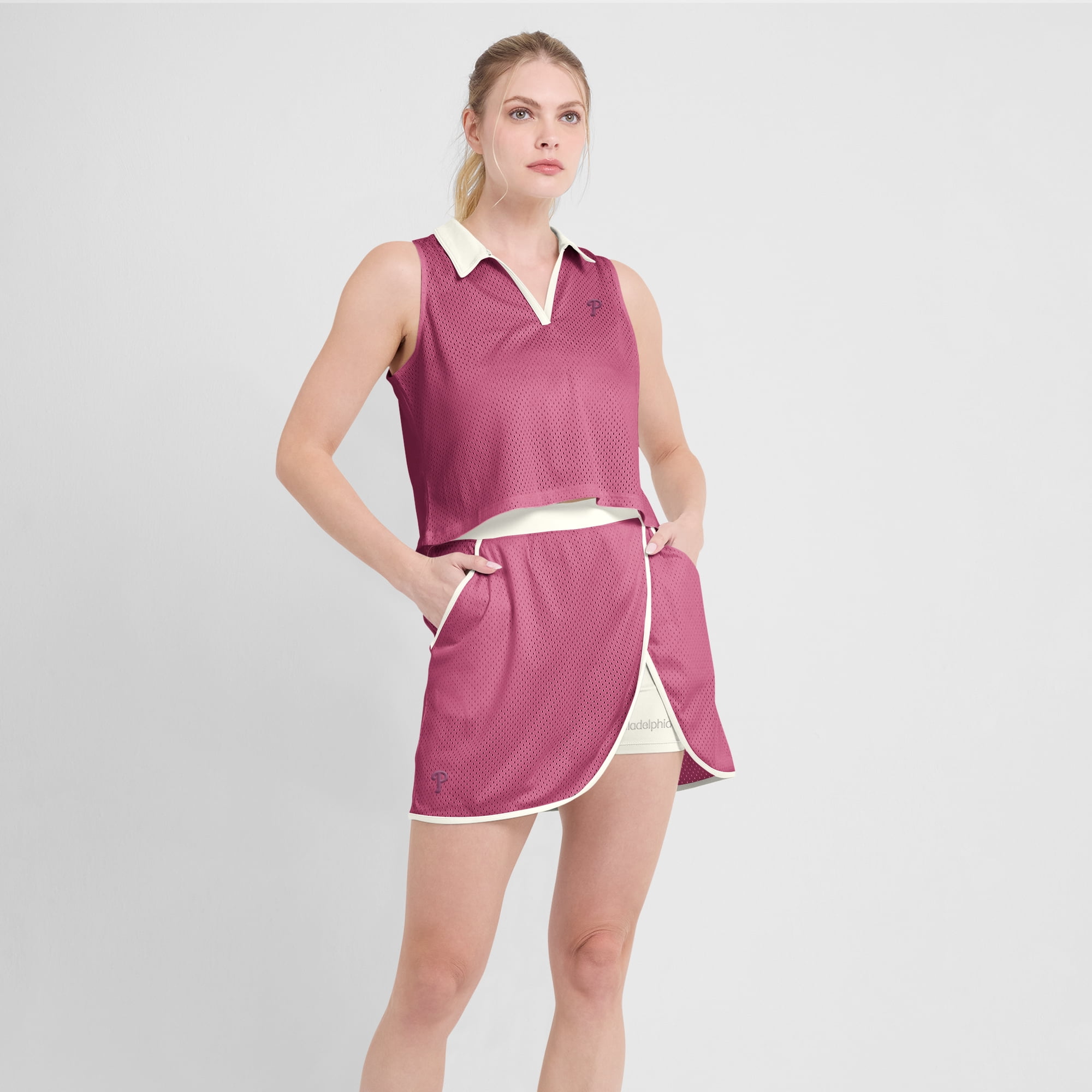 売れ筋商品|||ファナティクス カットソー トップス レディース Women's Pink Philadelphia Phillies Studio Wellness V-Neck Tank Top Pink Women's Fanatics Pink Philadelphia Phillies Studio Wellness