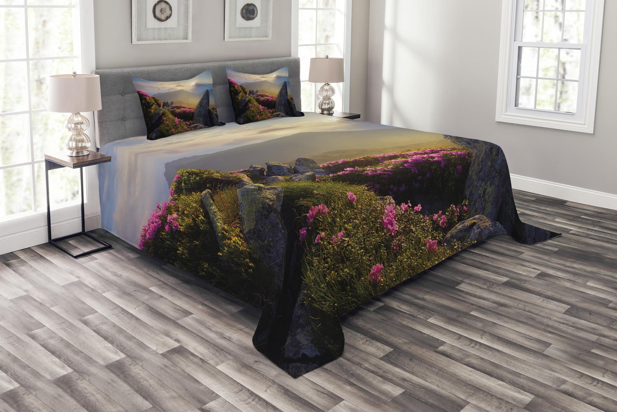 Mountain Bedspread Set Queen Size, Sunrise in Valley Meadow with