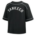 thumbnail image 3 of Women's Fanatics Black New York Yankees Oversized Champ Game Cropped V-Neck T-Shirt, 3 of 5