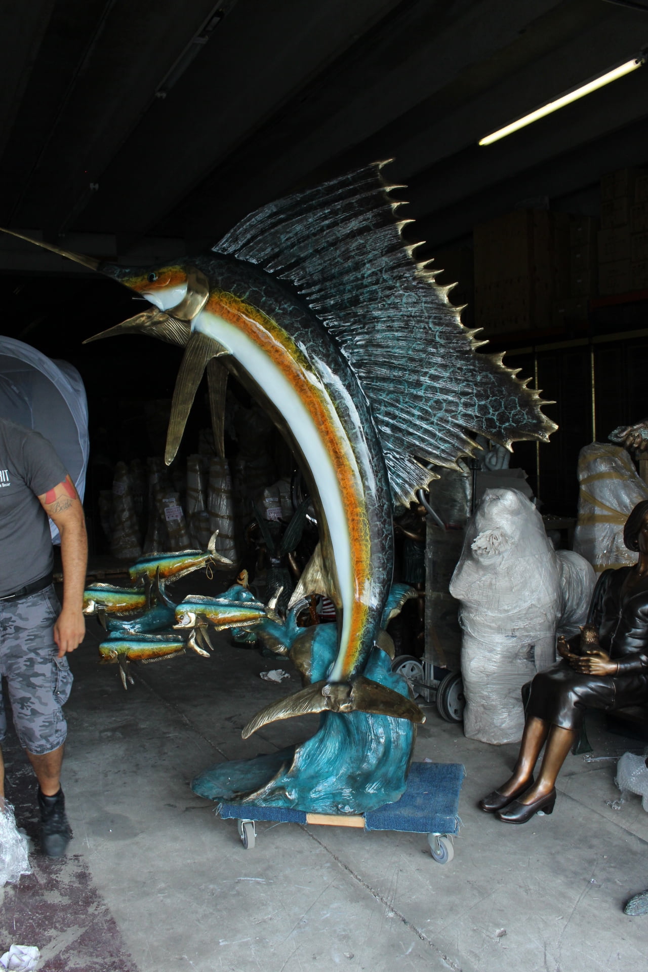 Nifao Sailfish with Four Mahi Mahi Outdoor Fountain Statue, Bronze Garden Water Feature Sculpture for Patio & Yard – Garden Outdoor Decor Sculpture, 90"L x 34"W x 90"H