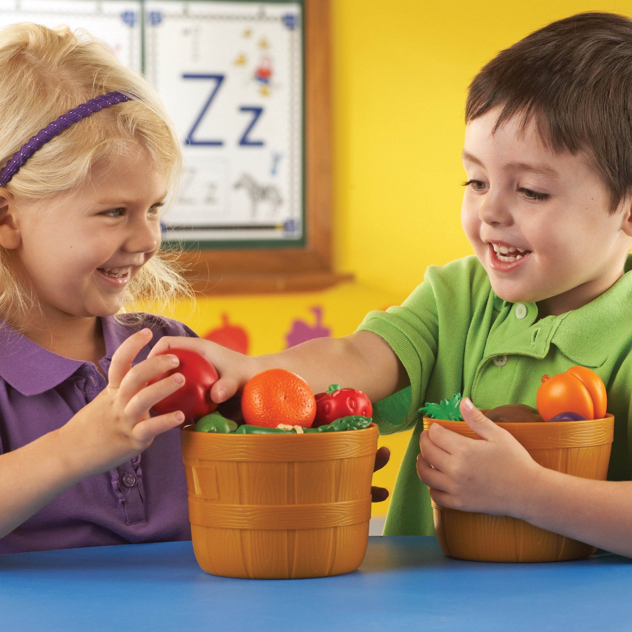 Learning Resources New Sprouts Bushel of Fruit, Play Food, Ages 18 mos+
