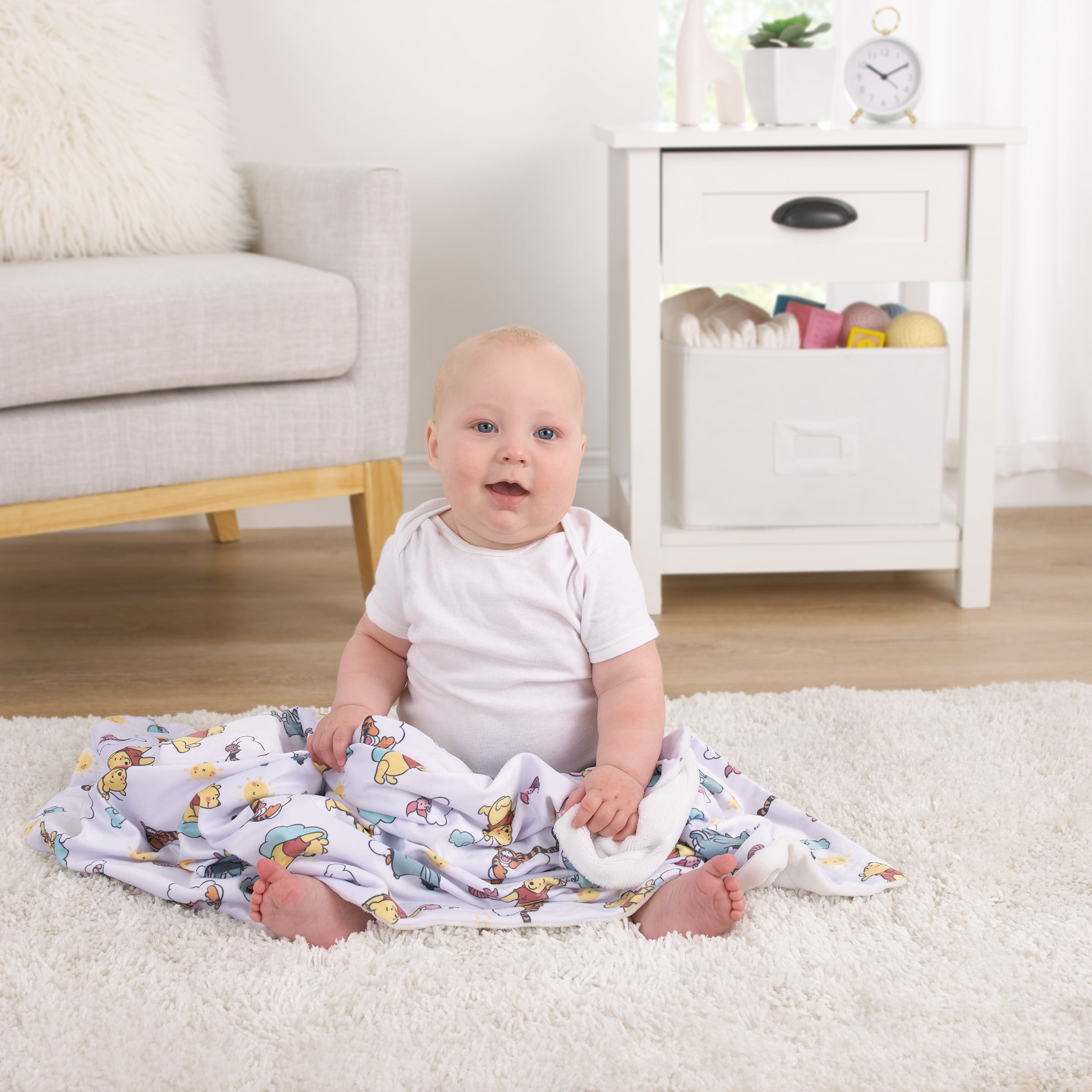 Disney Winnie the Pooh so Loved Deluxe Reversible Baby Blanket, Yellow, Aqua, Boy and Girl Infants