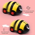 thumbnail image 2 of Coche de juguete HUOGUO con doble tracción, resistente a los choques, insectos, 2 of 4